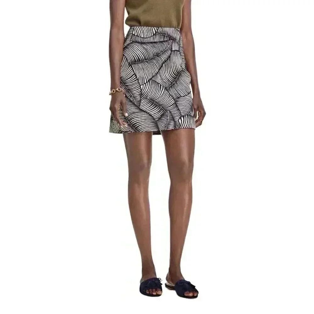 Ann Taylor Women's Black & Cream Cotton/Spandex Palm Leaf Print Lined Mini Penci